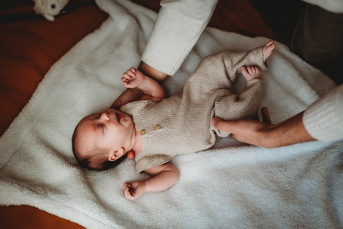 San Diego in home newborn photographer Love Michelle Photography-36