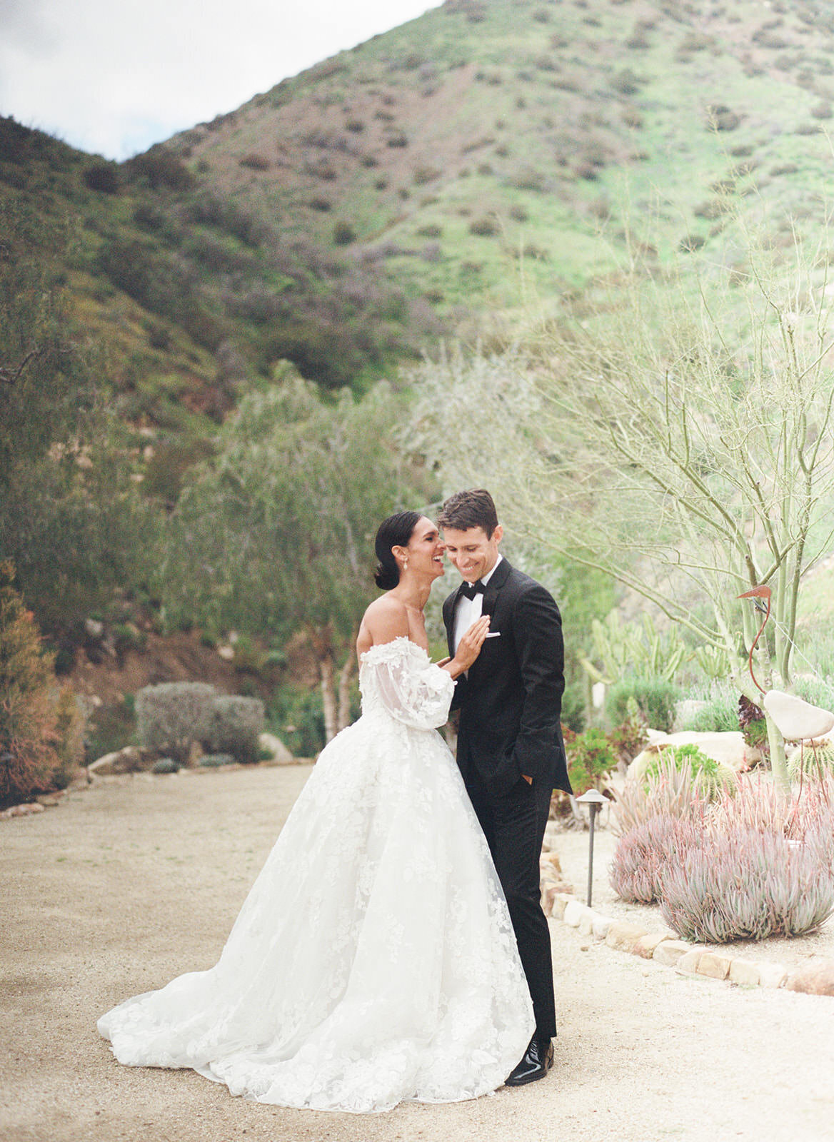 Ojai_California_Wedding_TaraHodgesPhotography_136