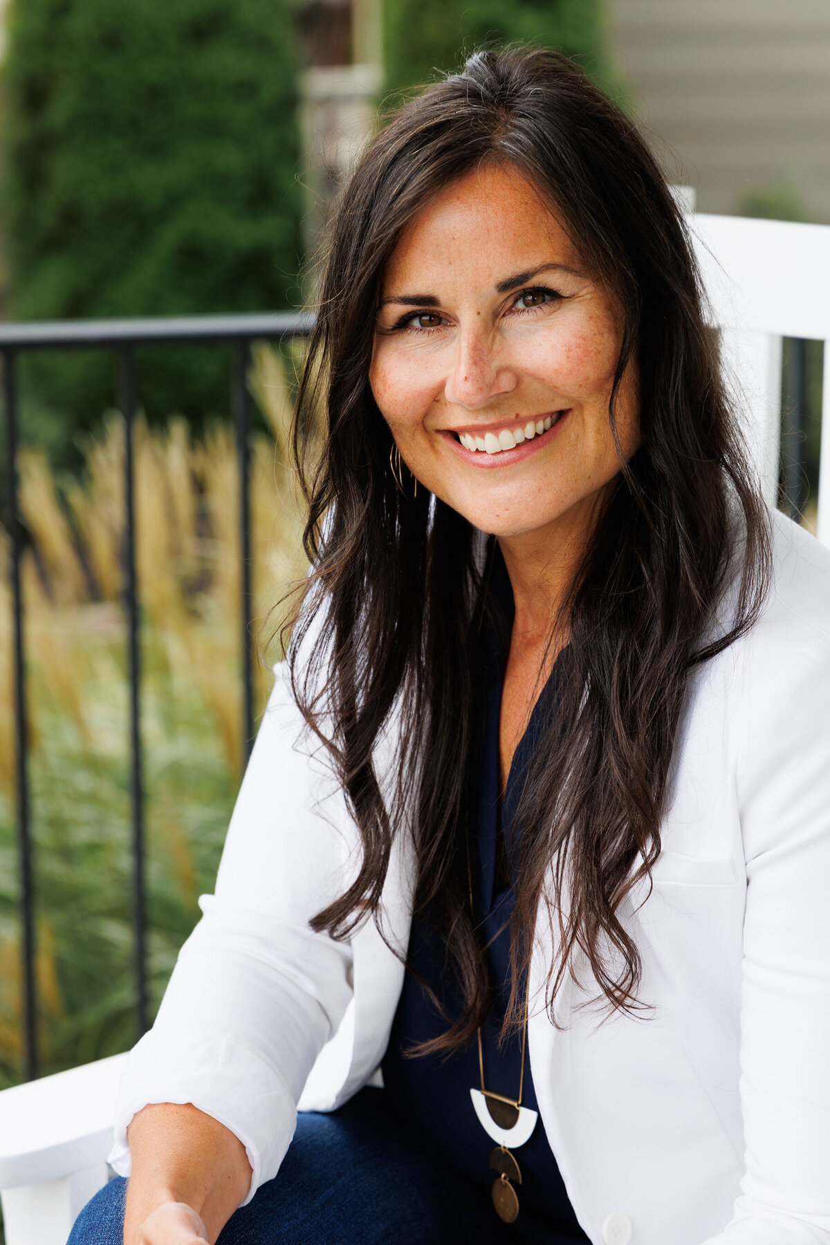 ARAY-Brand-Studio-Modern-Headshots-Photography-Danya-McHugh