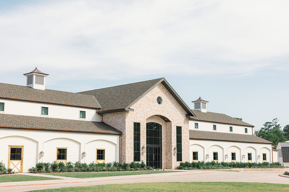 The Woodlands Newest Venue The Blue Magnolia