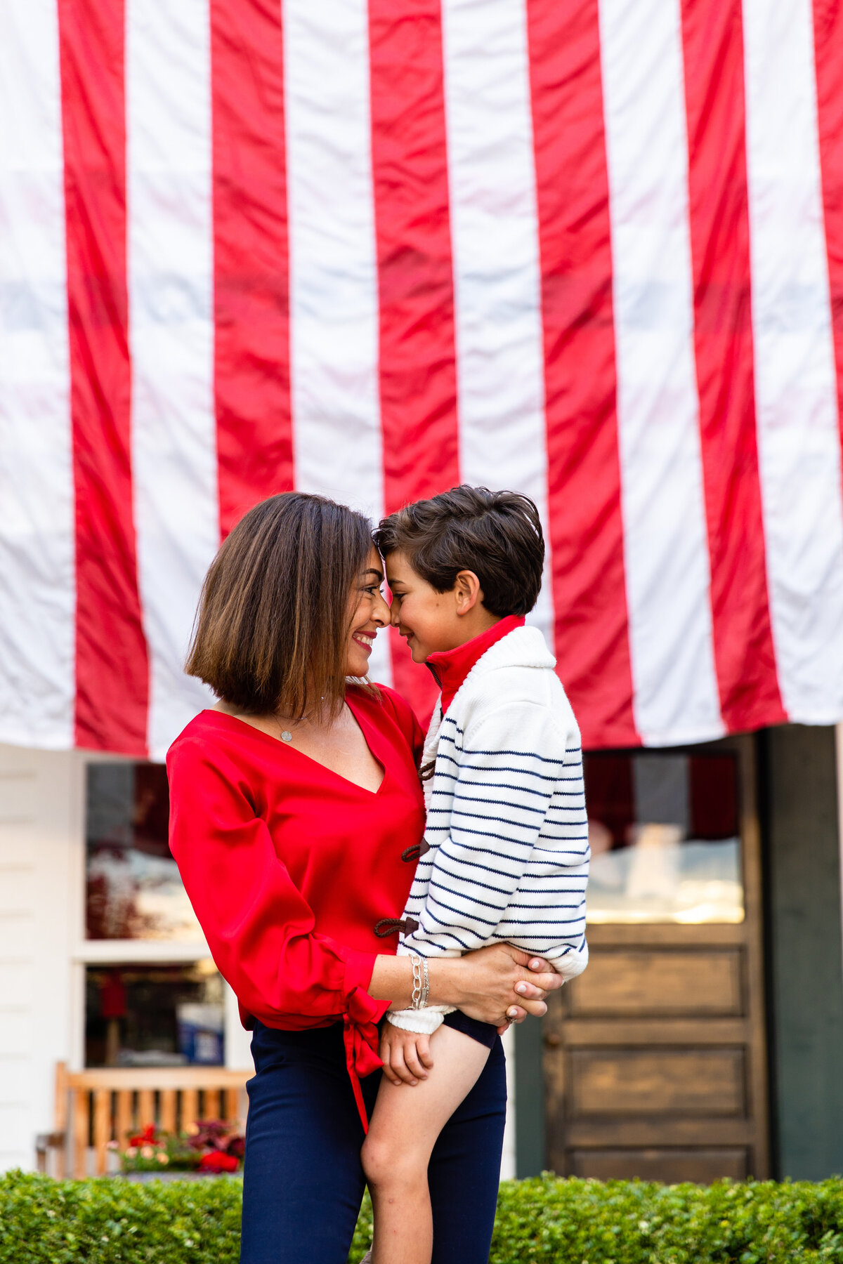 Roche-Harbor-Resort-family-and-engagement-photography-33