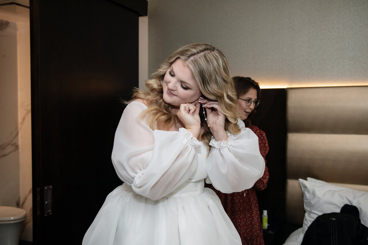 tarrant county courthouse elopement wedding (7)