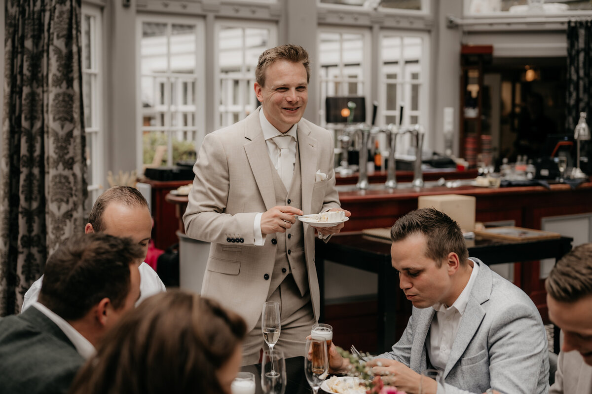 Pure Liefde Fotografie - Jesse & Lotte - Feliciteren + taart-108