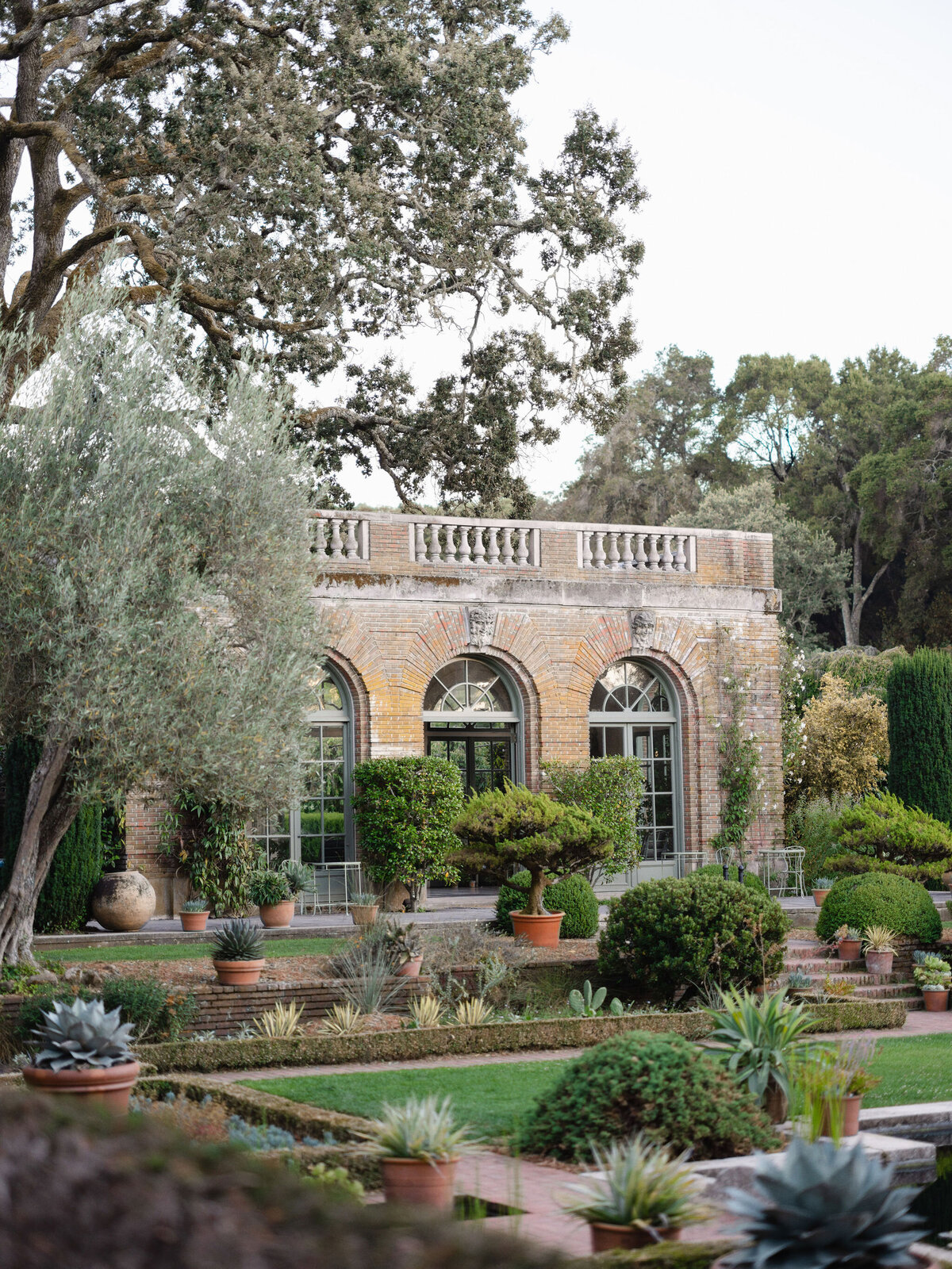 classic image of filoli's sunken garden for an exclusive filoli buyout for a wedding