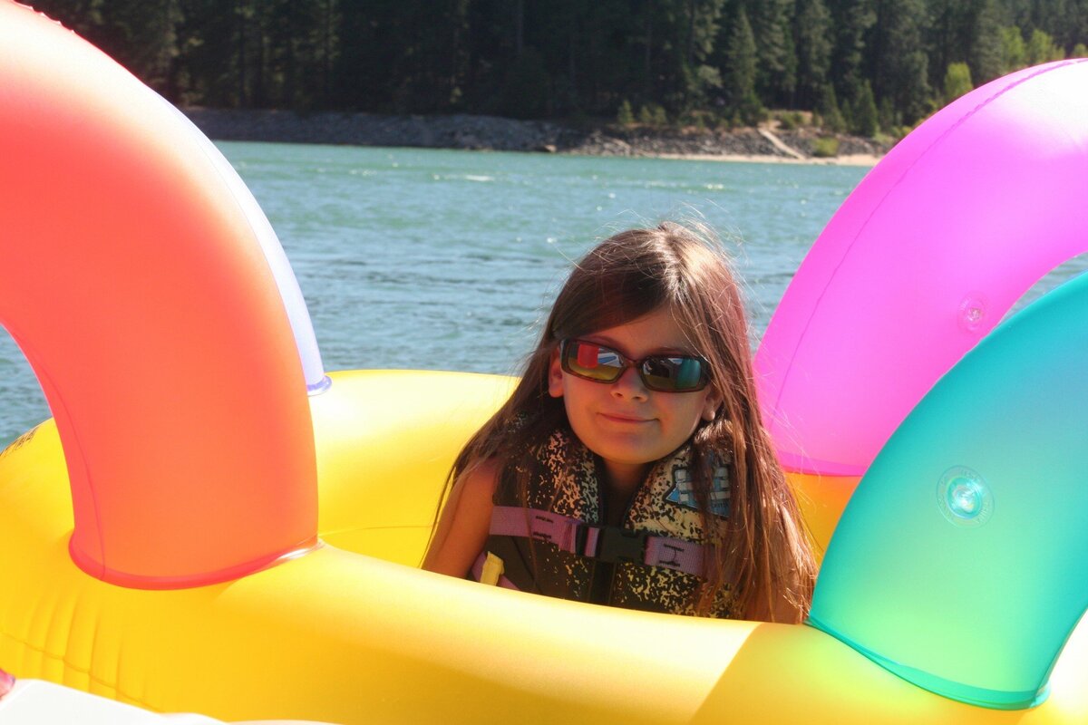 Gracie Sunglasses Floating Lake