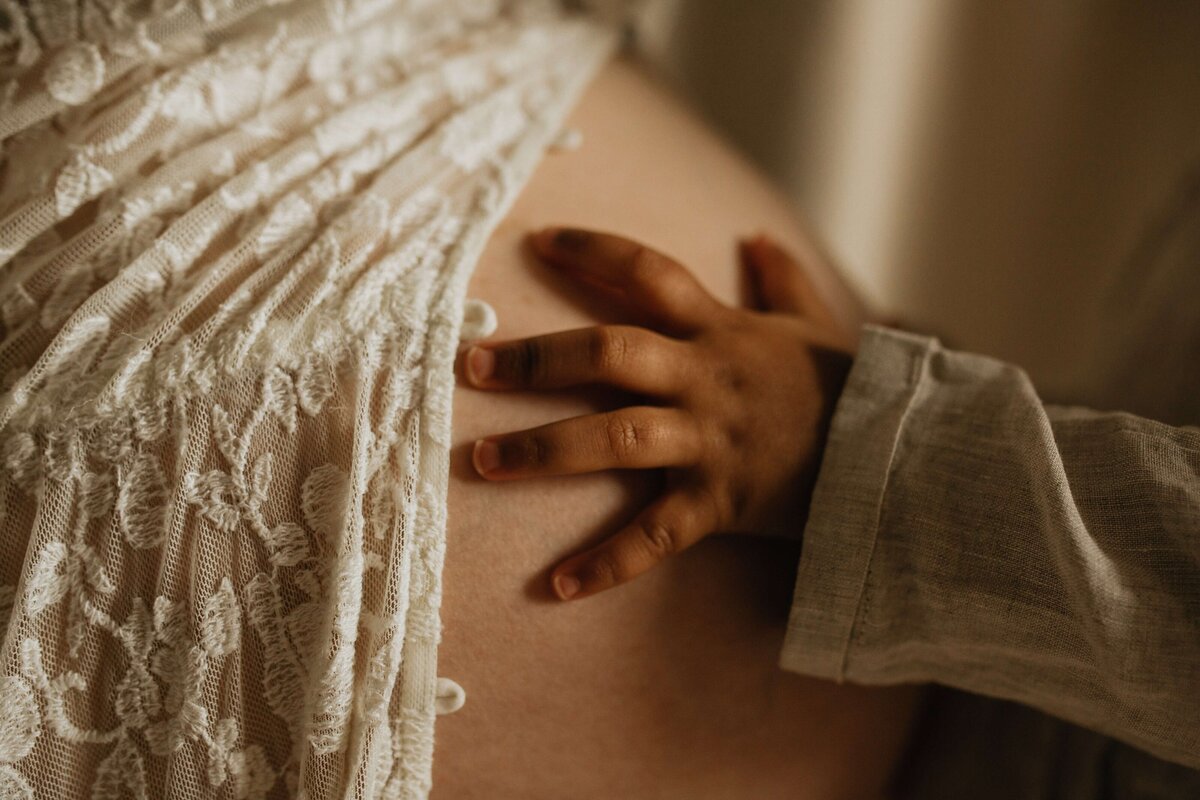 sussex-maternity-photographer-studio-20