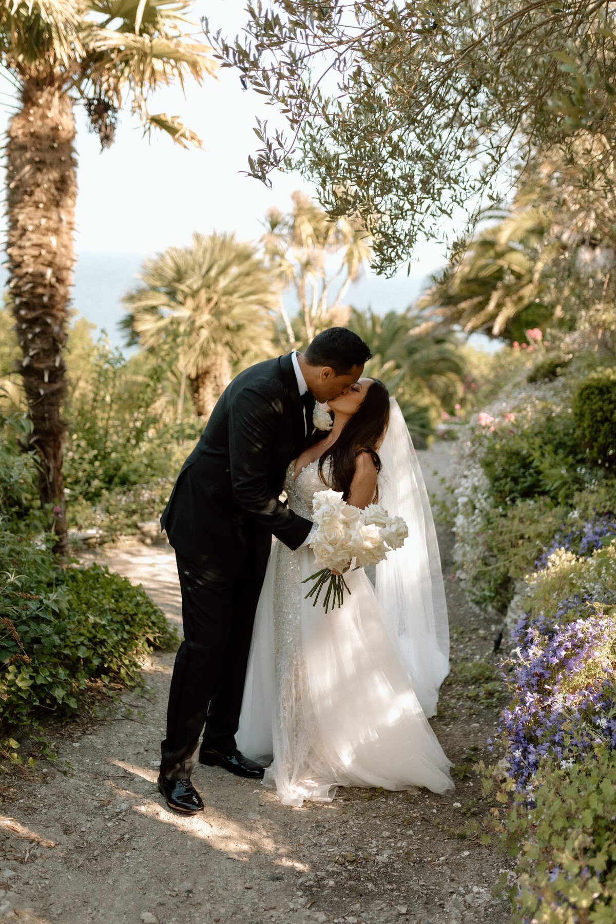 Sunny&Nicole_Penncastle_PennCastleWedding_lauradeanphotography_dorsetweddingphotographer-15