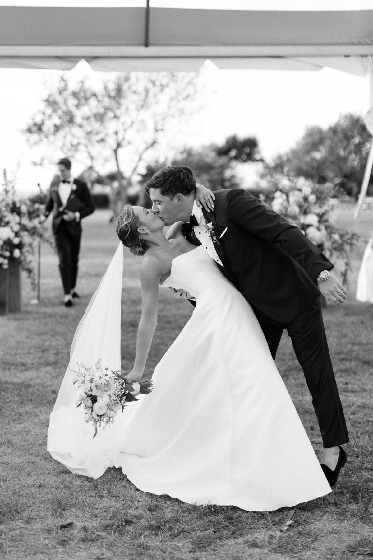 kontakosta-winery-long-island-wedding-photographer-173