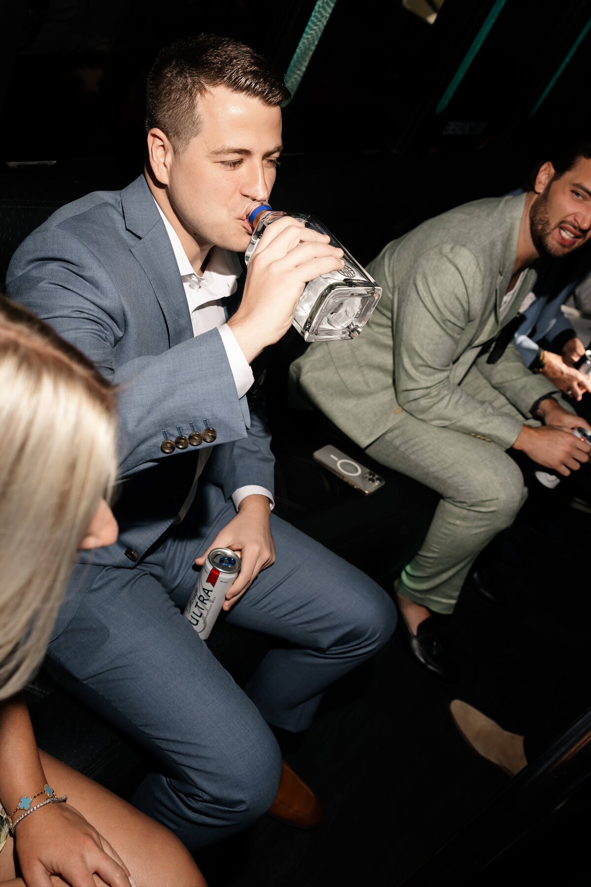 37riskyexposure_alexis-tyler_las-vegas-elopement-photography