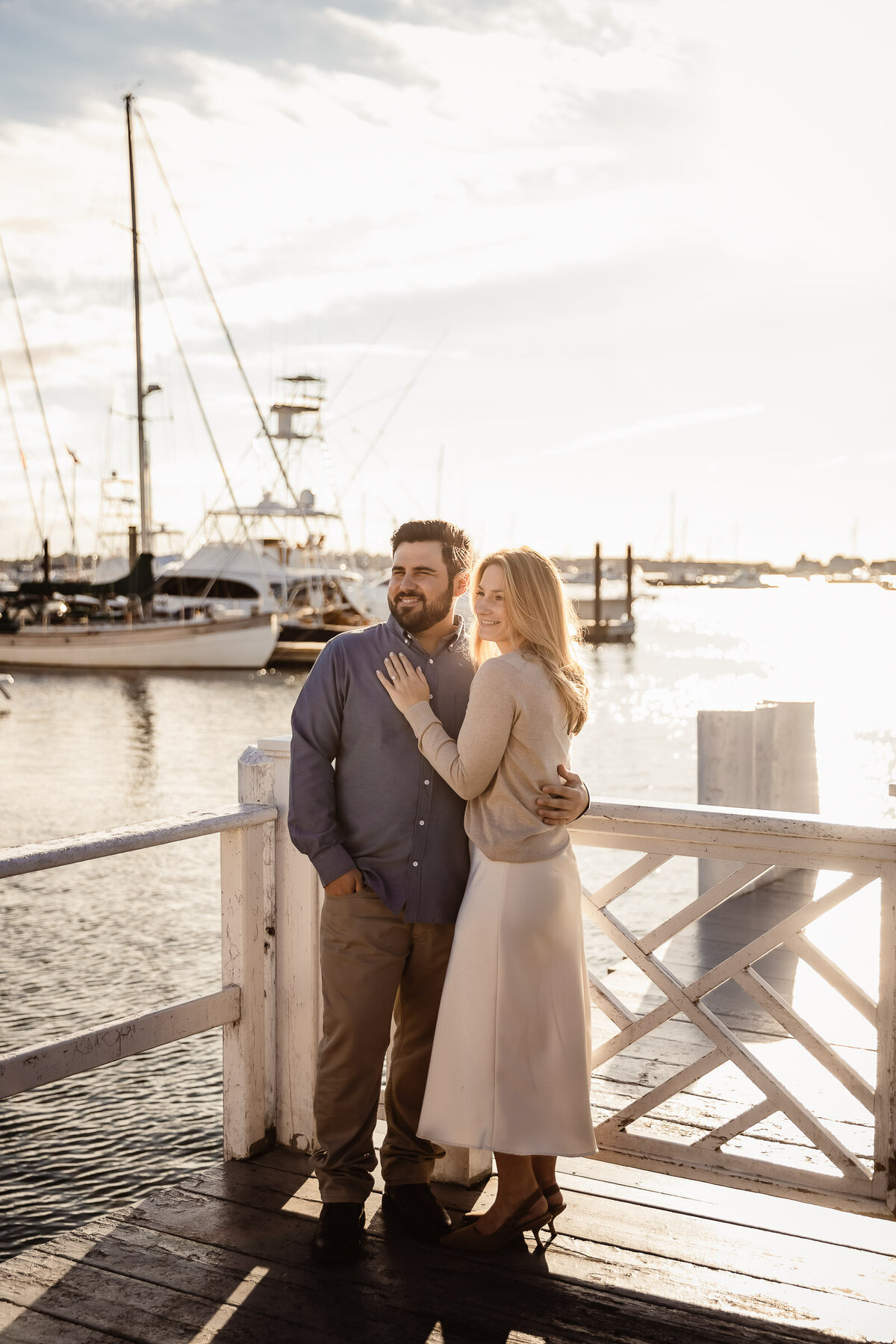 Nicole-Marcelle-Photography_085_downtown-newport-engagement