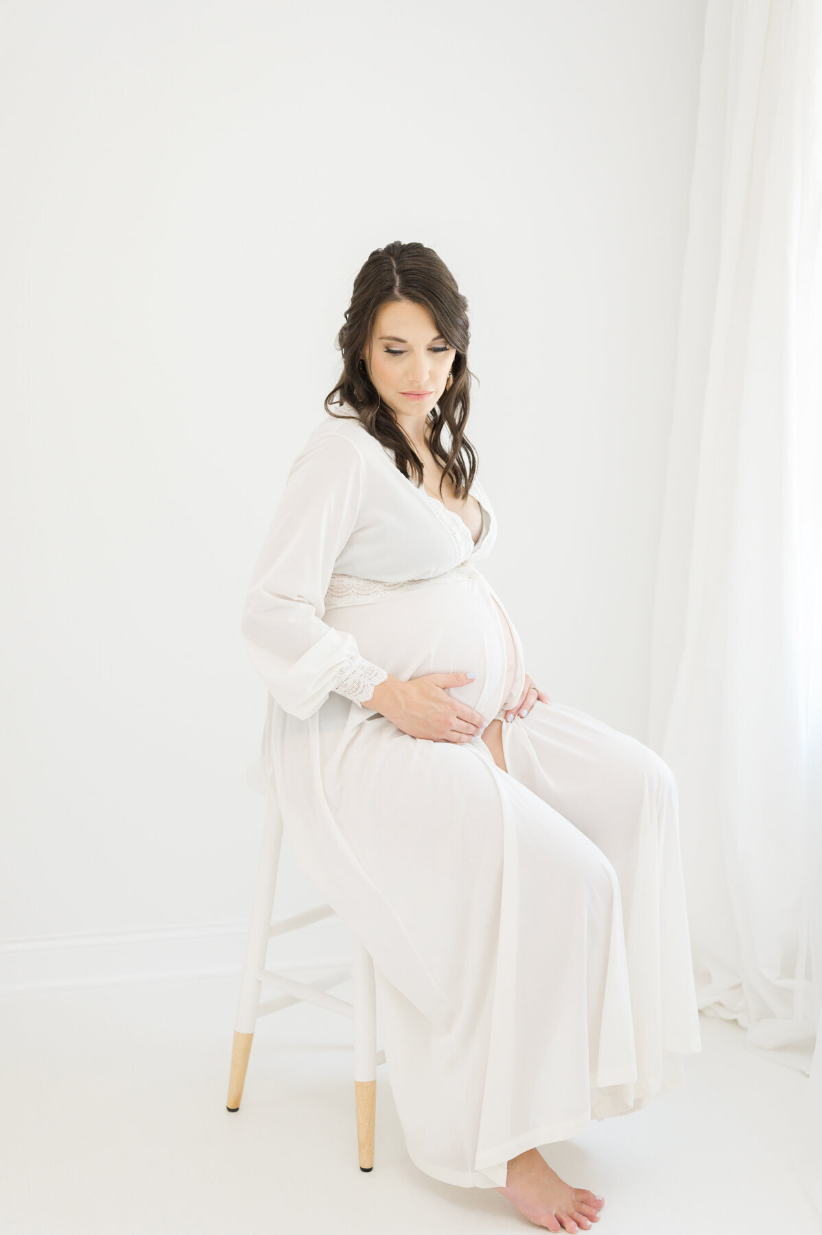 Delicate-Maternity-Studio-Session-13