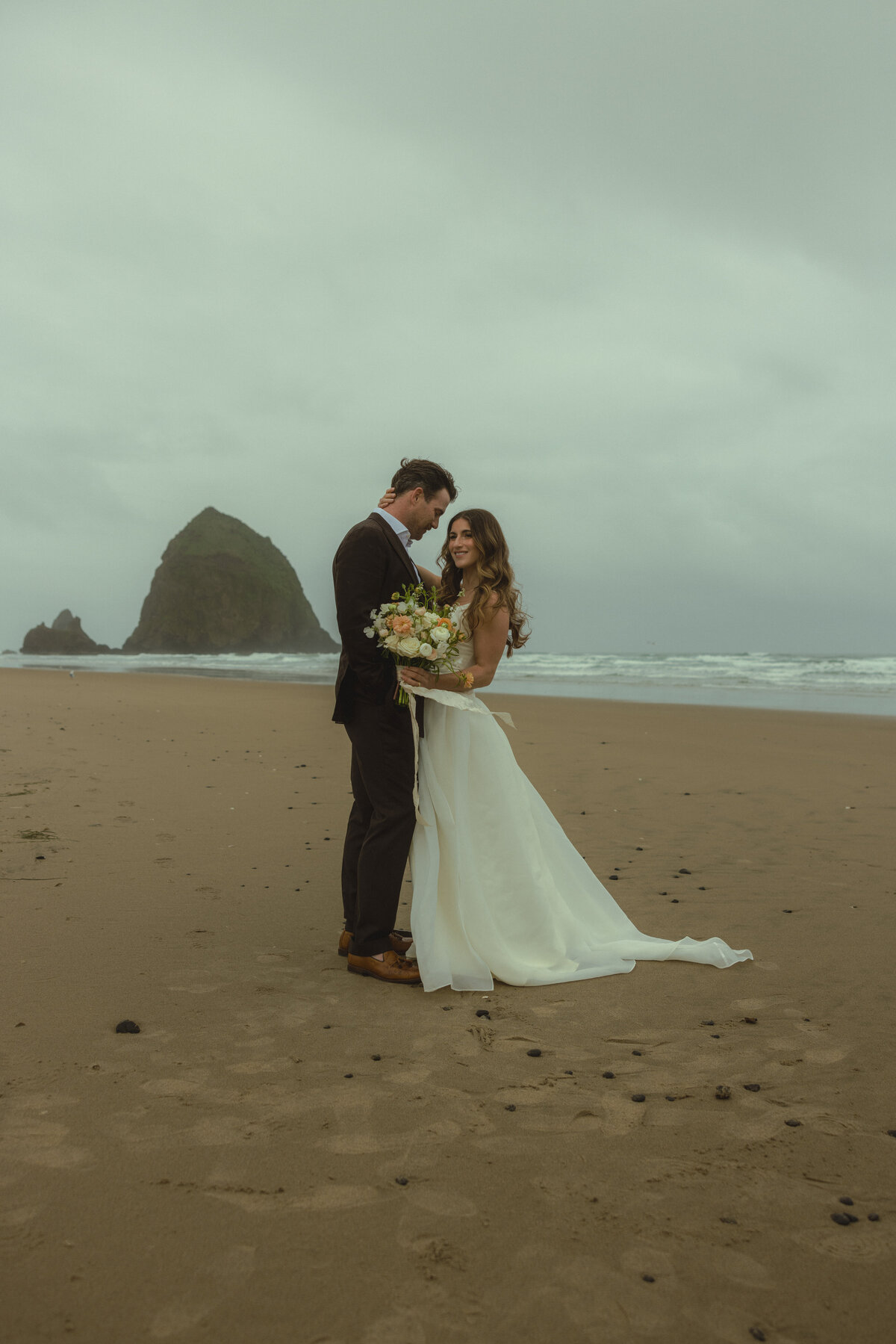 CannonBeachCouple-3