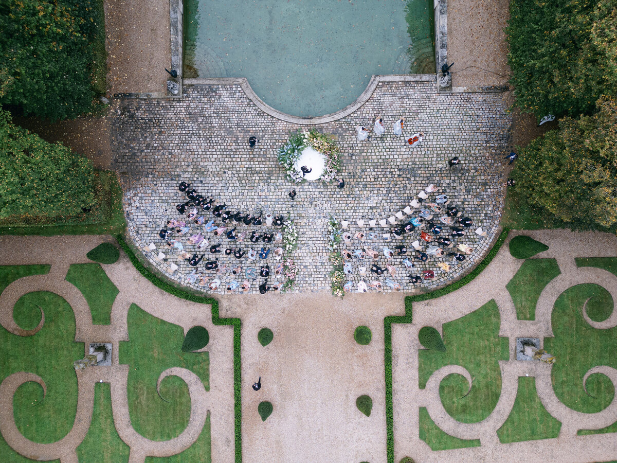 Chateau-de-Villette-wedding-florist-FLORAISON-2
