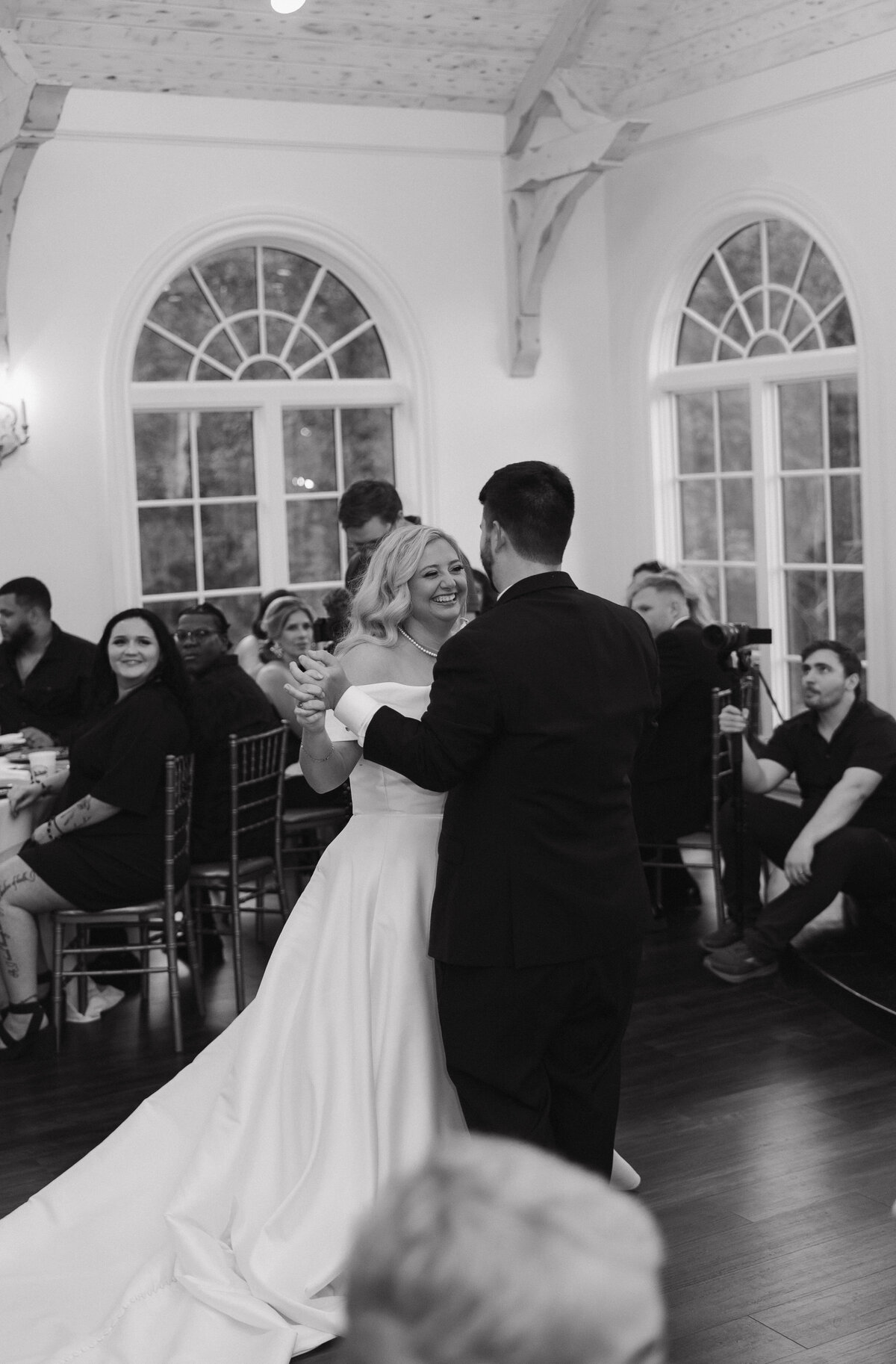 bride and groom first dance