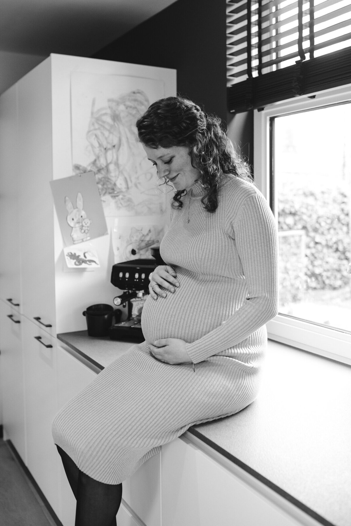WEB - Amanda, Jesper & Livia Zwangerschapsshoot Lifestyle Homesession | Samantha Bosdijk Photography-49