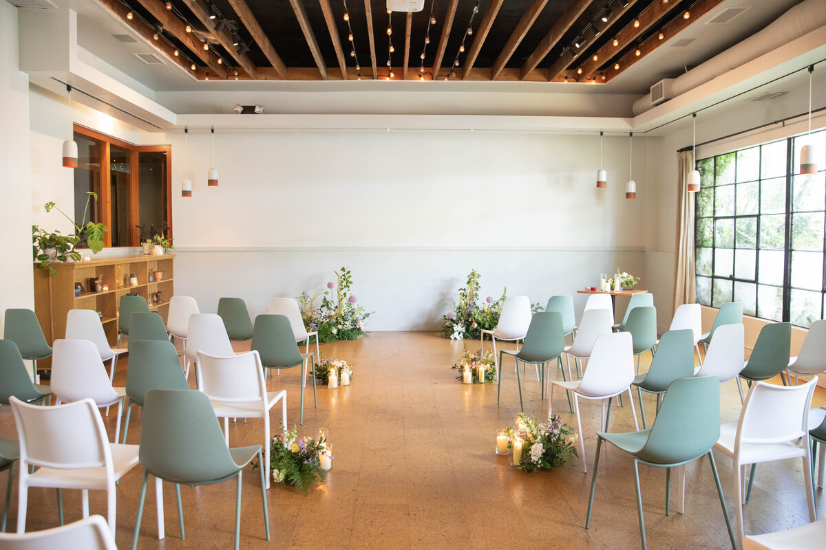 wedding ceremony flowers