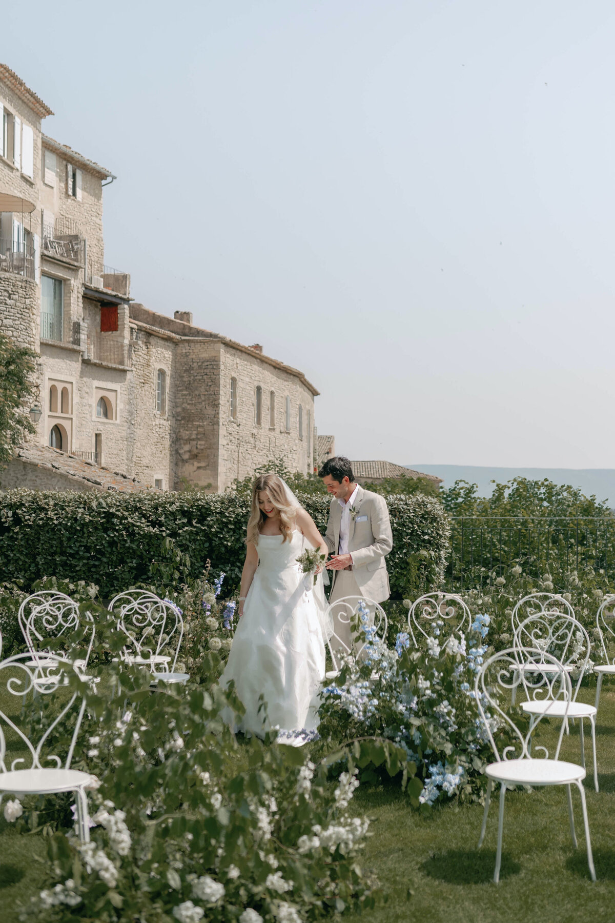 Wedding-Bastide-de-Gordes-Provence-florist16