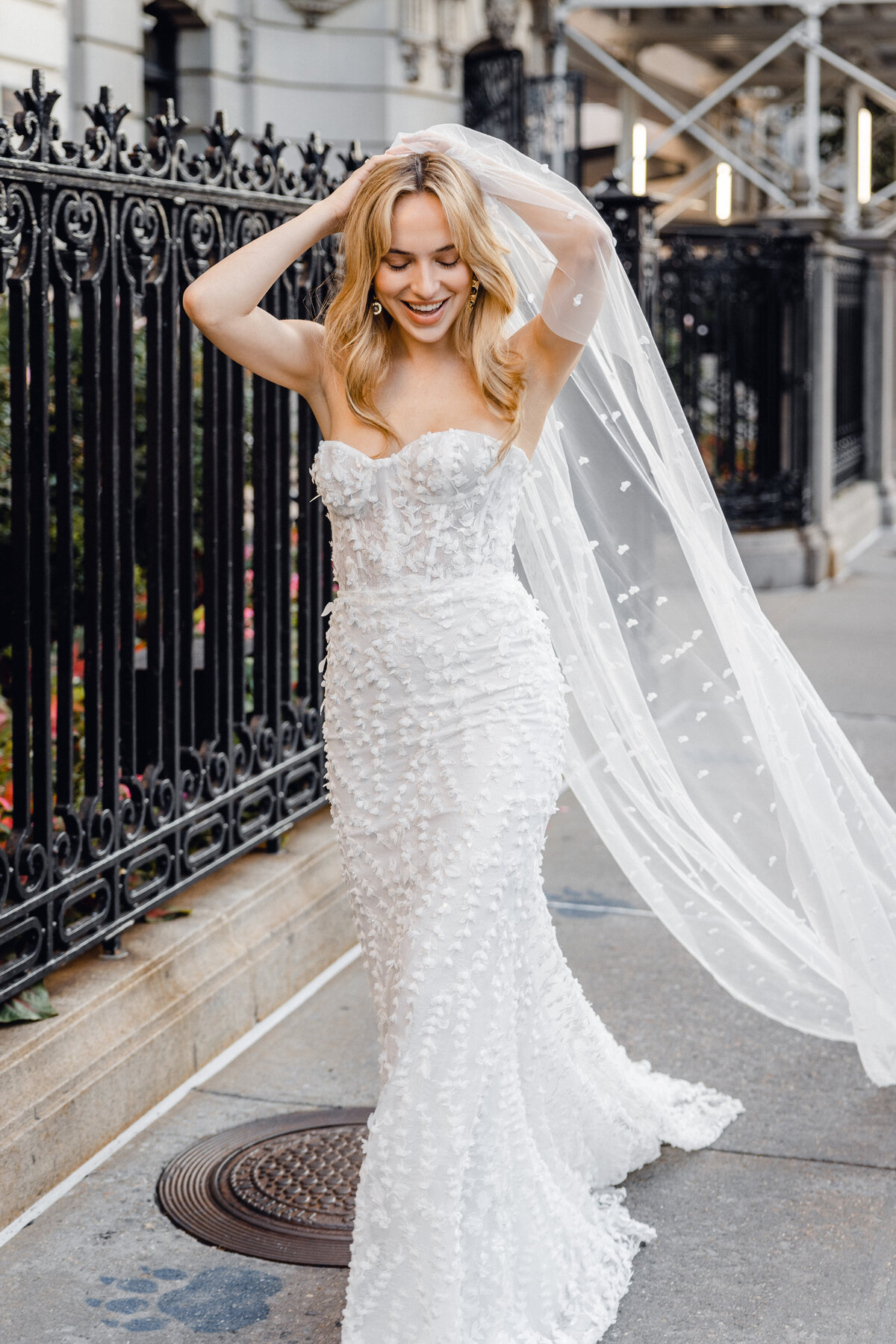 Contact Us Premiere Phoenix Bridal Shop Bella Lily Bridal