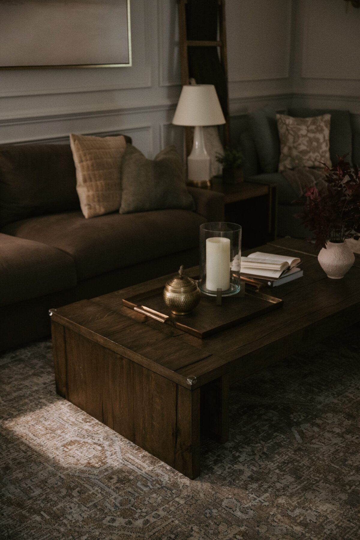dewine design orlando interior design vintage cove trail living room coffee table with white candle