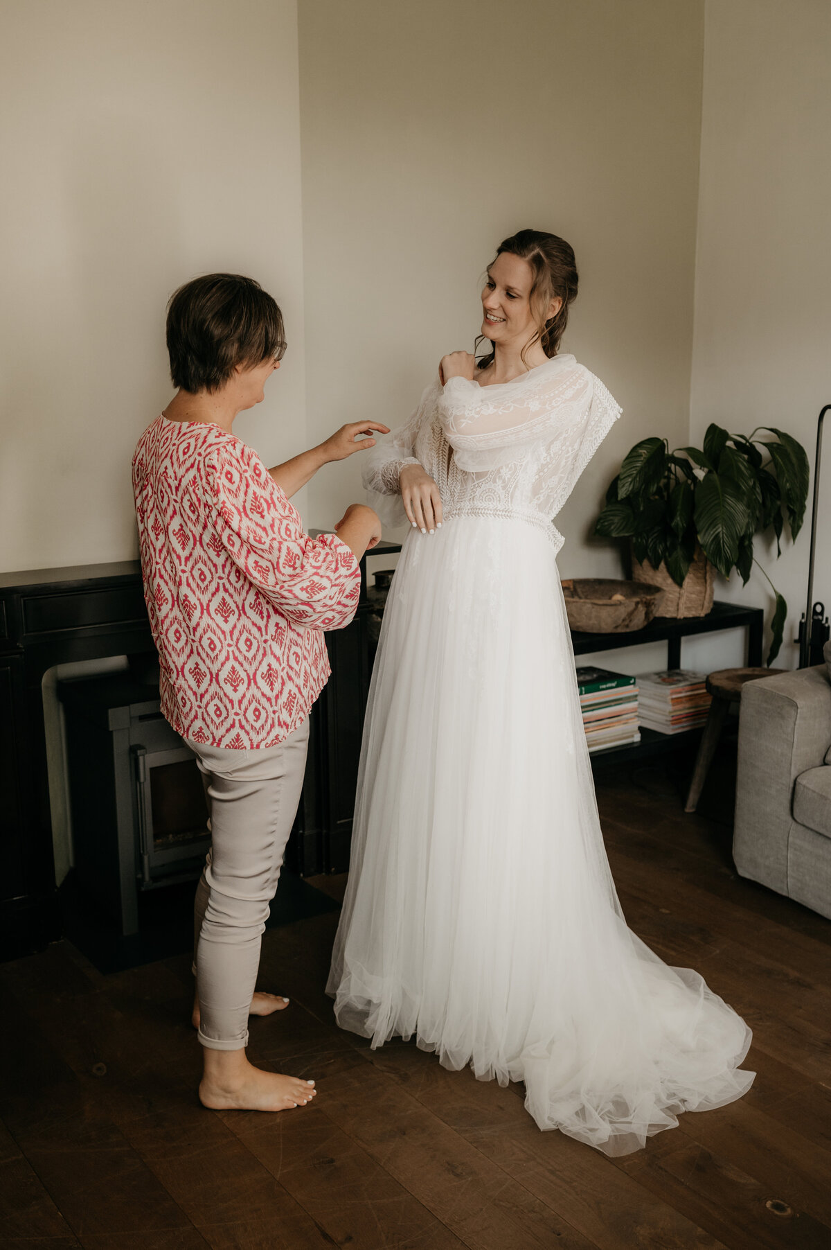 Pure Liefde Fotografie - Herbert-Niels & LoÏs - Getting ready LoÏs-24