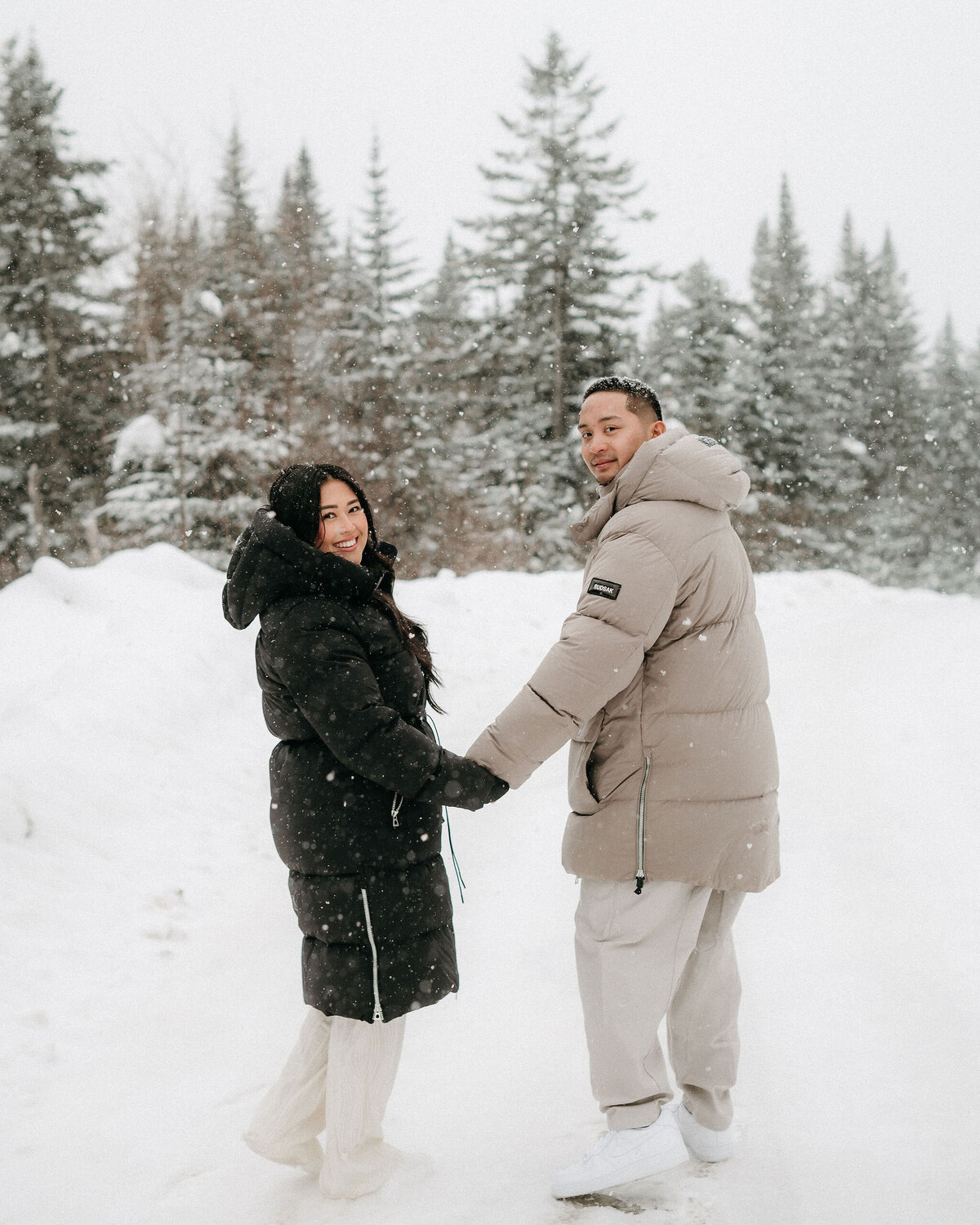 S-R_Winter-Elopement-Quebec-126