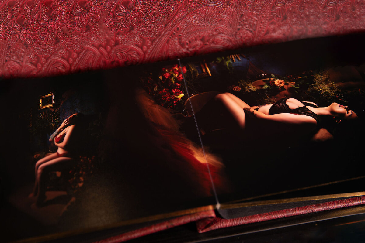 Luxury boudoir product keepsake capturing and preserving your treasured memories in Scottsdale, Arizona690