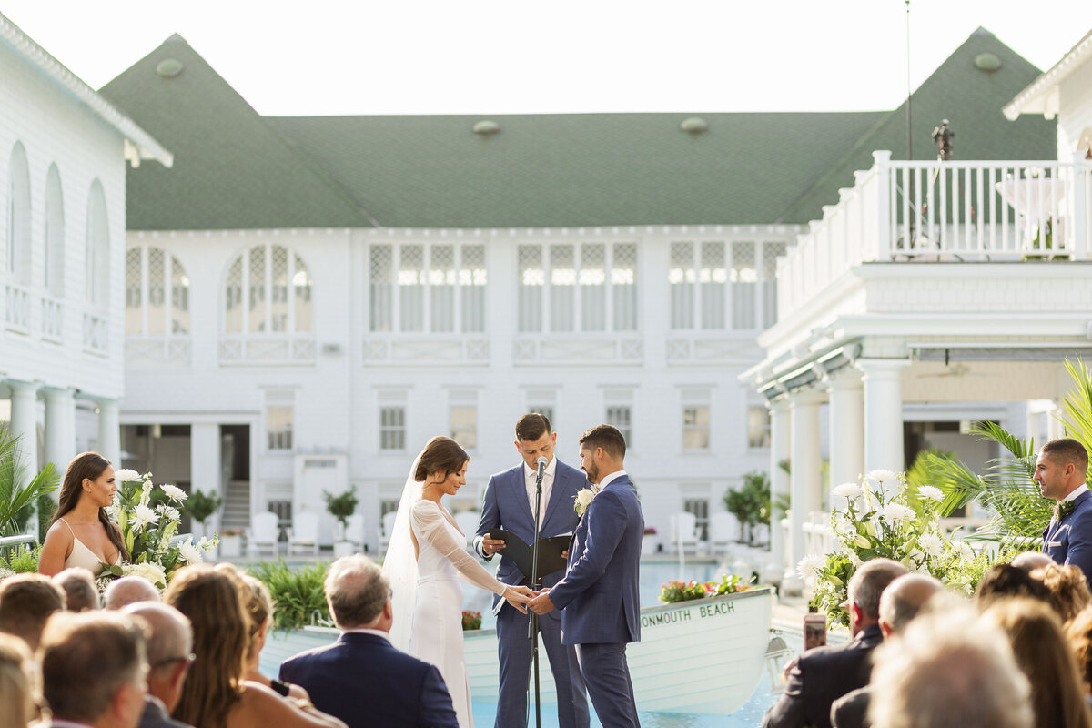 Beach Club Modern Chic Wedding with Touches of Pearl and Gold - Top East Coast Wedding Photography - Ashley Mac Photographs - New Jersey - New York - Connecticut - Rhode Island -49