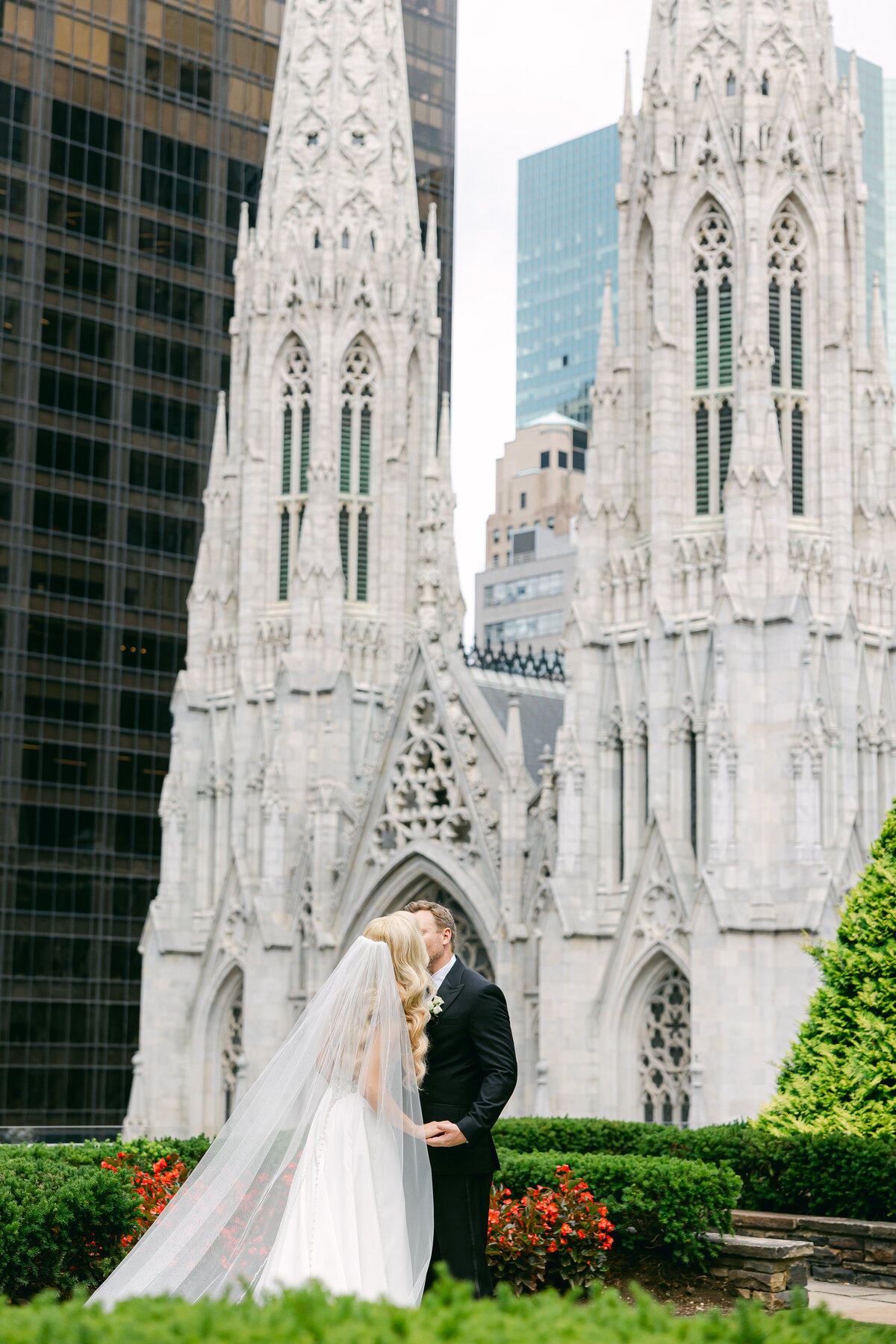 620 Loft & Garden Rockefeller Center Wedding Photographer-18