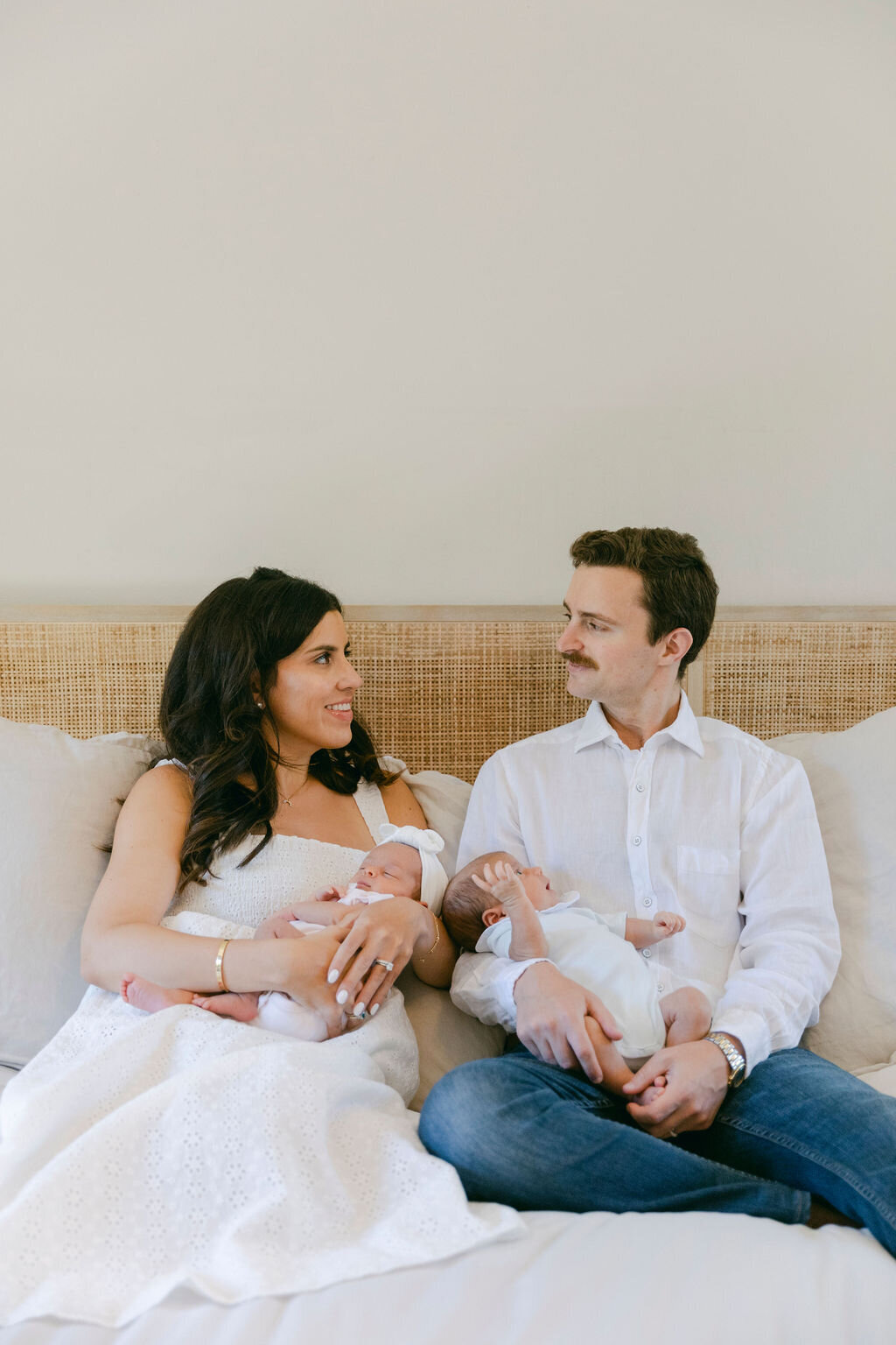 PERRUCCIPHOTO_MONRO_TWINS_166