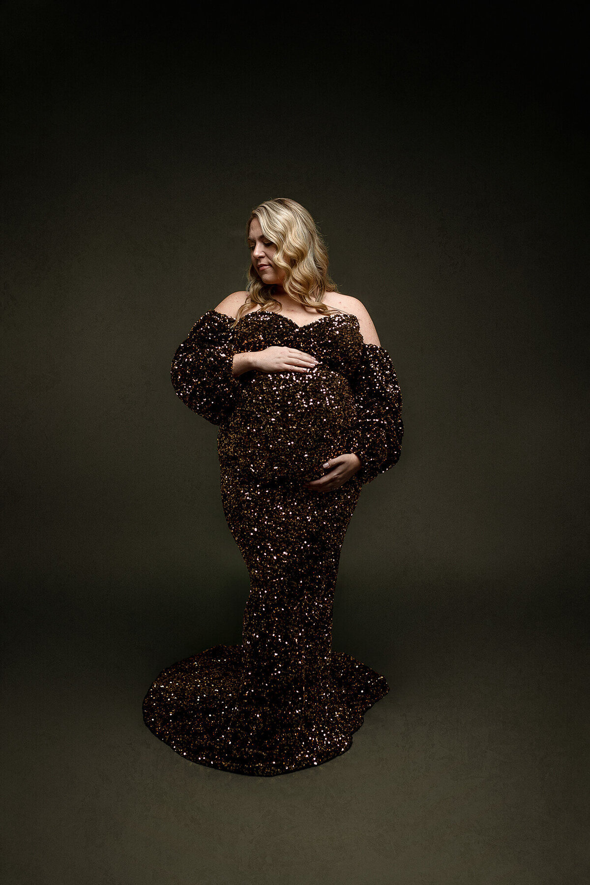 Studio maternity photoshoot in Southern Minnesota.