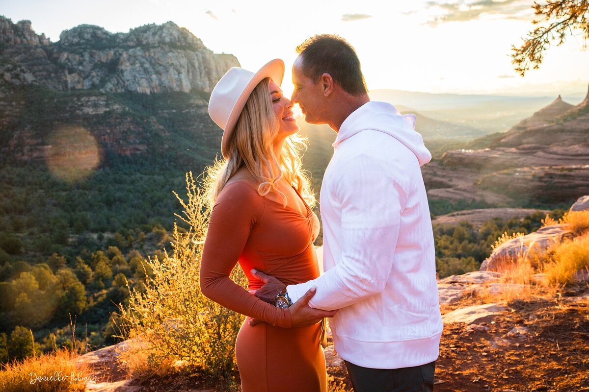 Merry_Go_Round_Proposal_Sedona_AZ_Danielle_Holman_Wedding_Photographer_0018