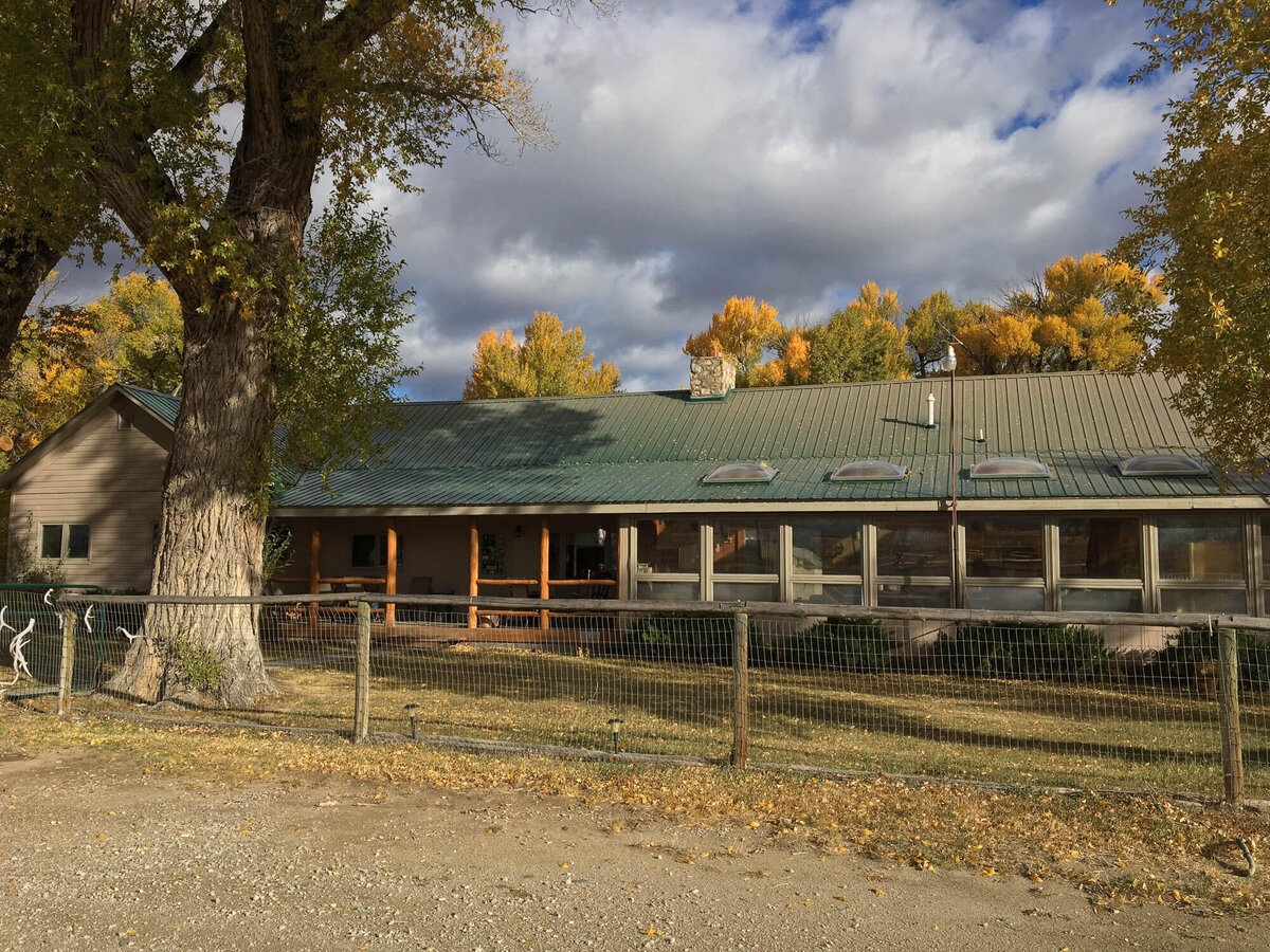 hanging-bull-lodge-encampment-wy-silver-spur_16