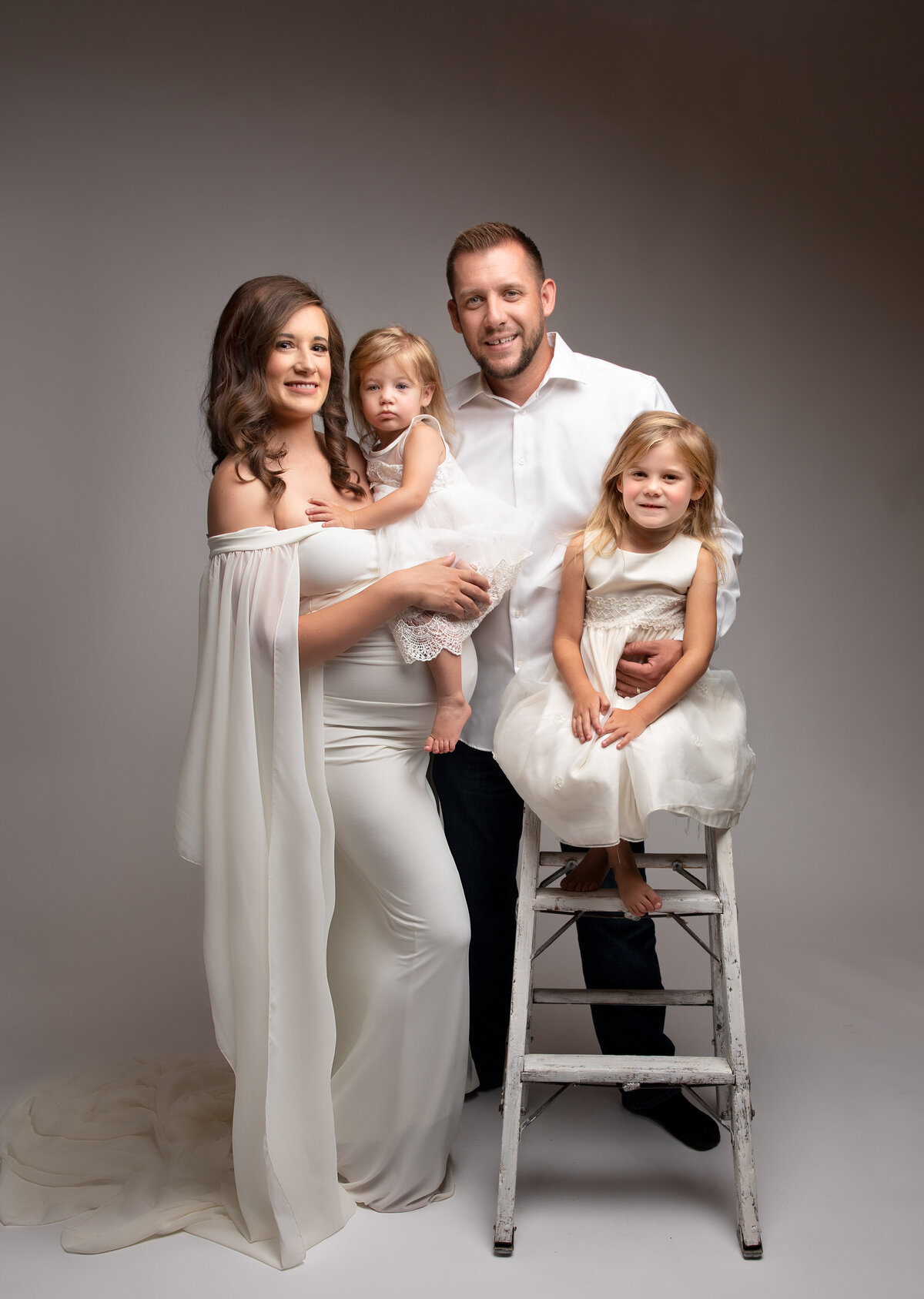 Motherhood pregnant photos session in Gilbert Arizona 