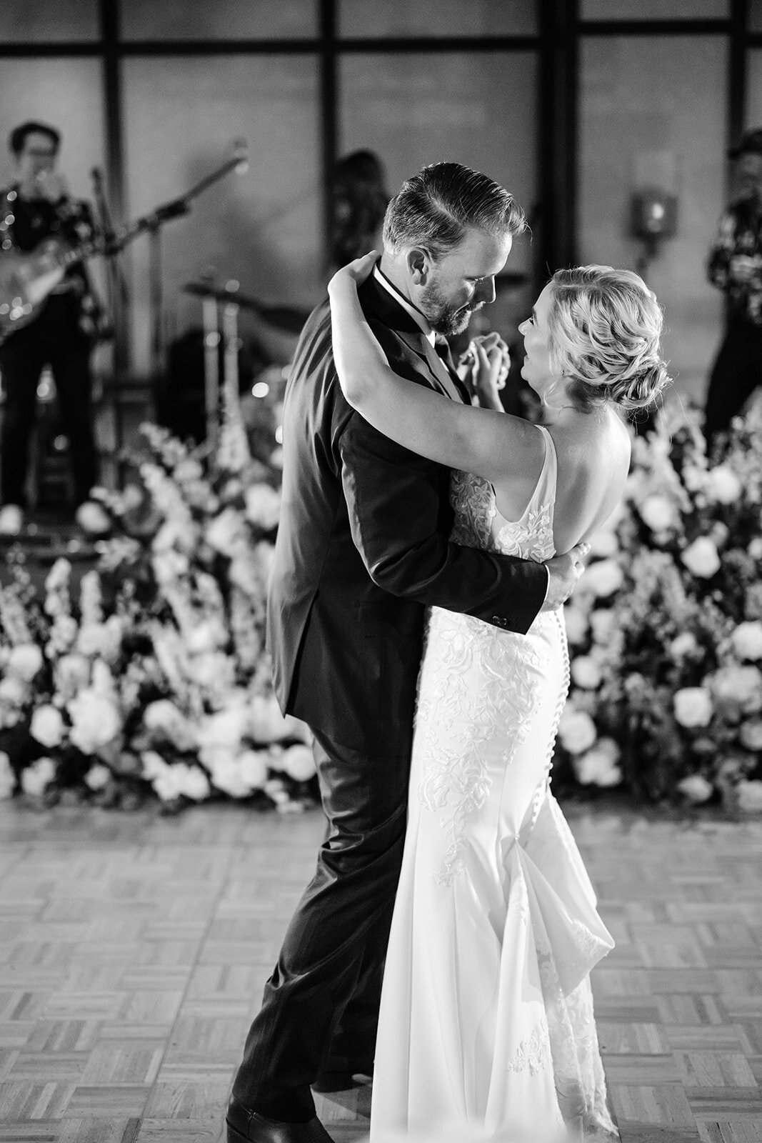 montage-deer-valley-summer-park-city-utah-wedding-logan-walker-425L-1898bw