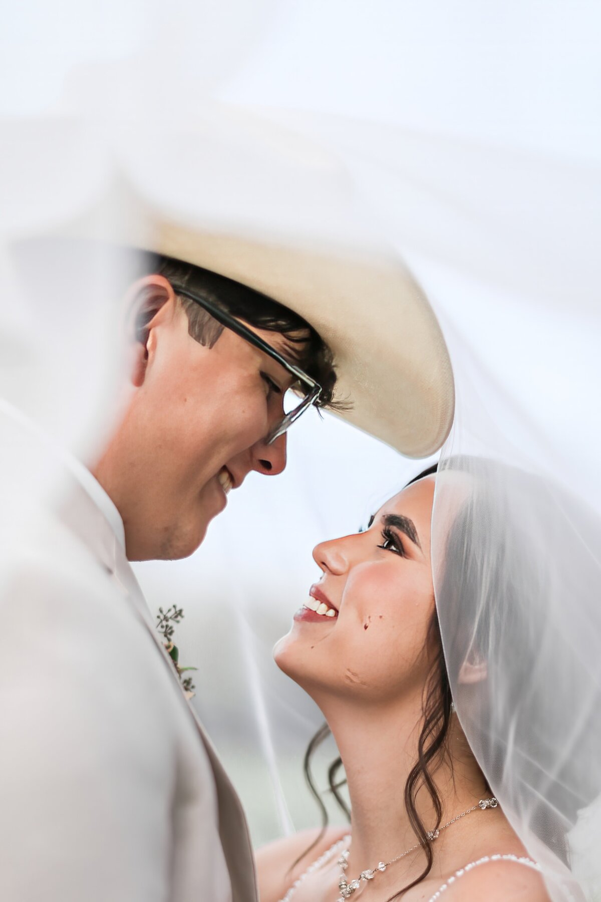 wedding hair stylist portland, portland makeup artist, makeup lessons portland