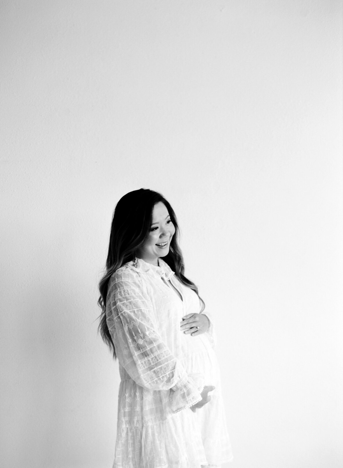 Maternity-Session-Dallas-Studio-03BW