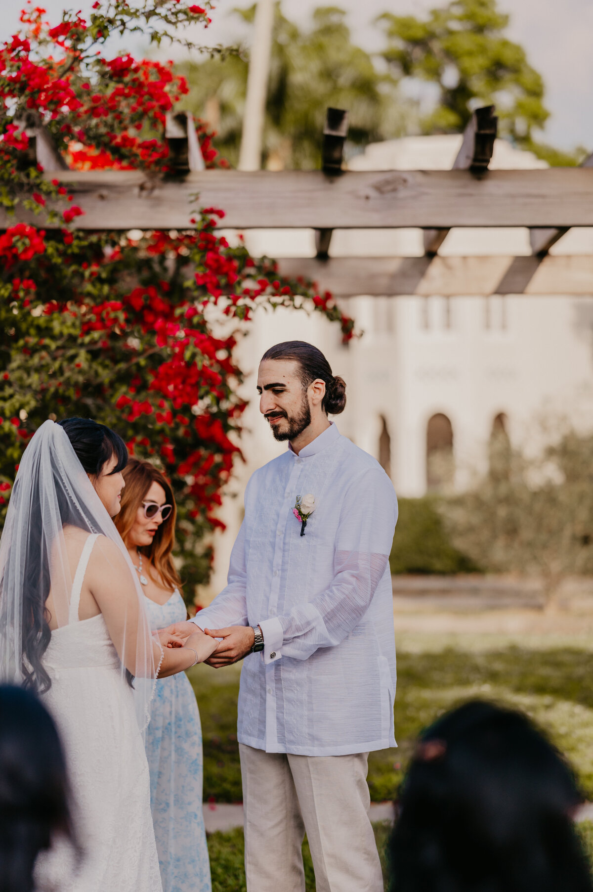 mariah-lacy-photo-granada-terrace-park-elope-chantilly-chic-celebrations-10