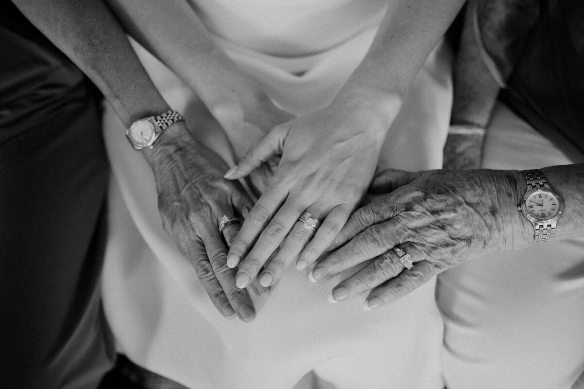 Emily&AustinGettingReady_AustinWeddingPhotographer_HereaferFilms-154