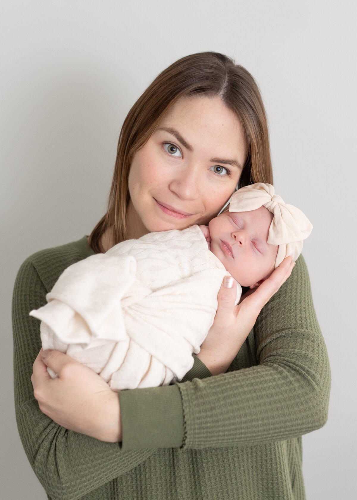 Oakland County MI Newborn photography Savvy Shoots