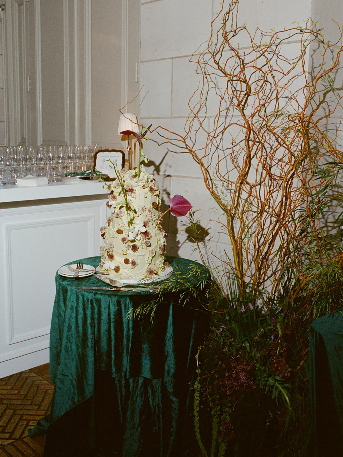 Faye-Fern-Creative-Ruby-Olivia-Rae-Hersey-Eugen-Hotaj-Prospect-Park-Boathouse-Wedding-Reception-Details-14