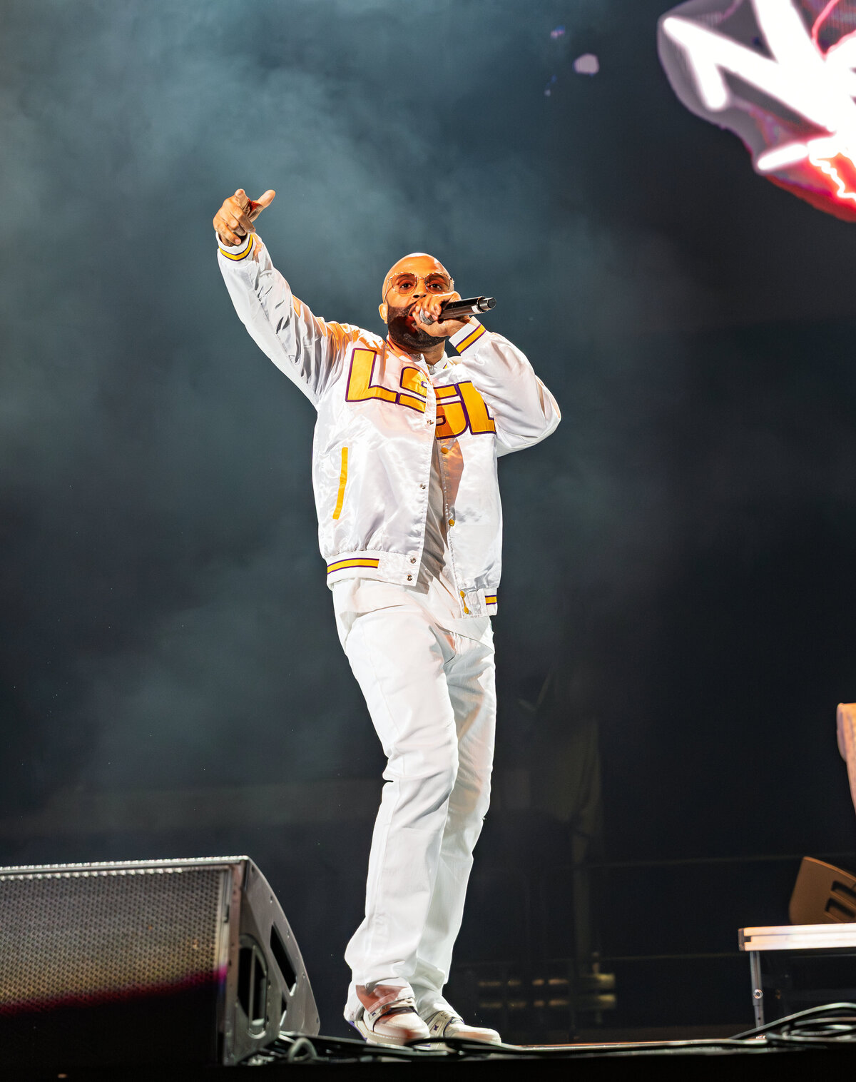 YFE Presents An All White Affair- R&B Jam-12