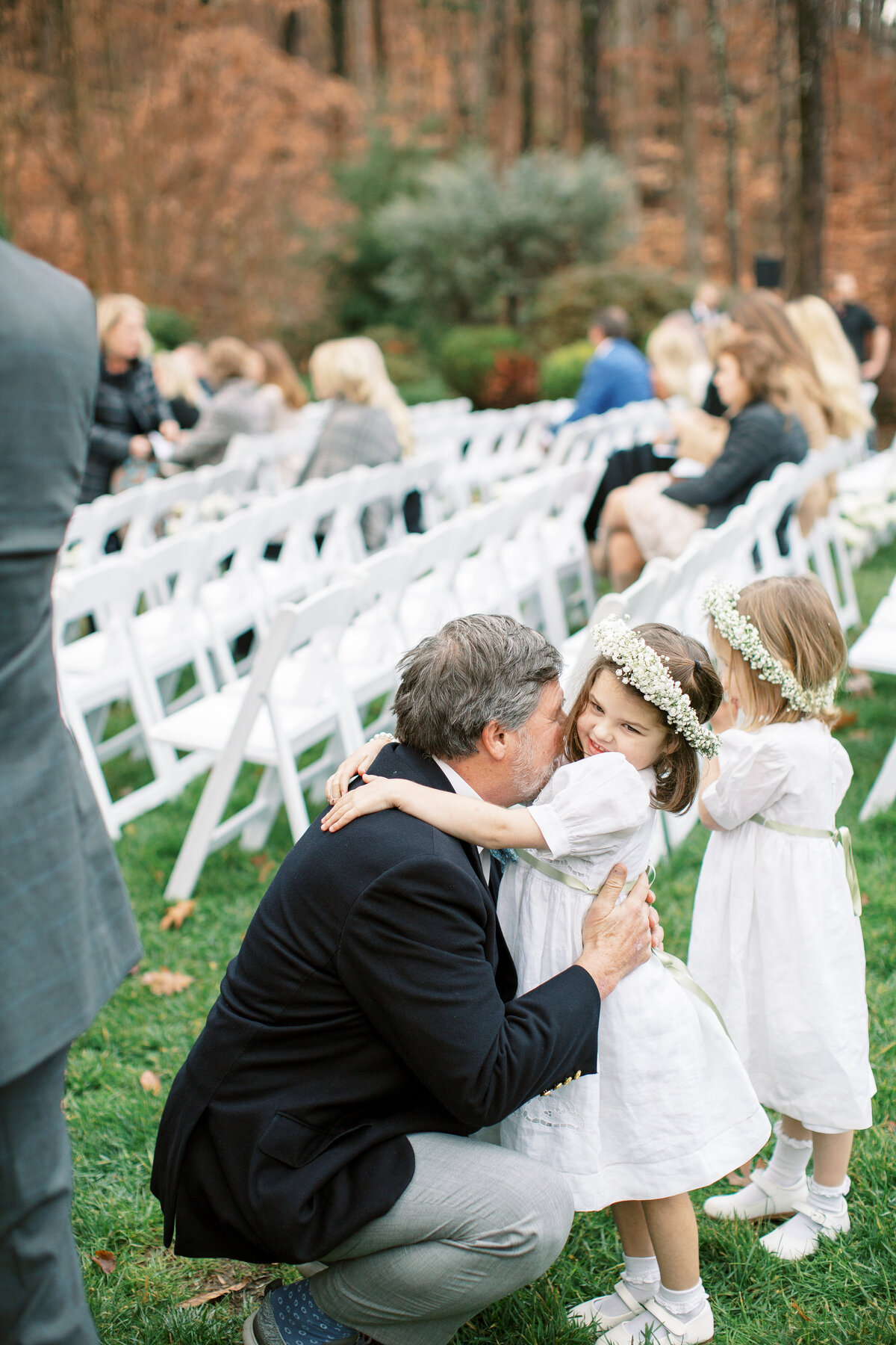 mariah_rock_photography_classic_timeless_wedding_photographer_knoxville_tennessee_chattanooga_tennessee_destination_travel_fine_art_high_end_luxury_wedding_engagement_elopement_photo_black_white_elegant_traveling_travel_city