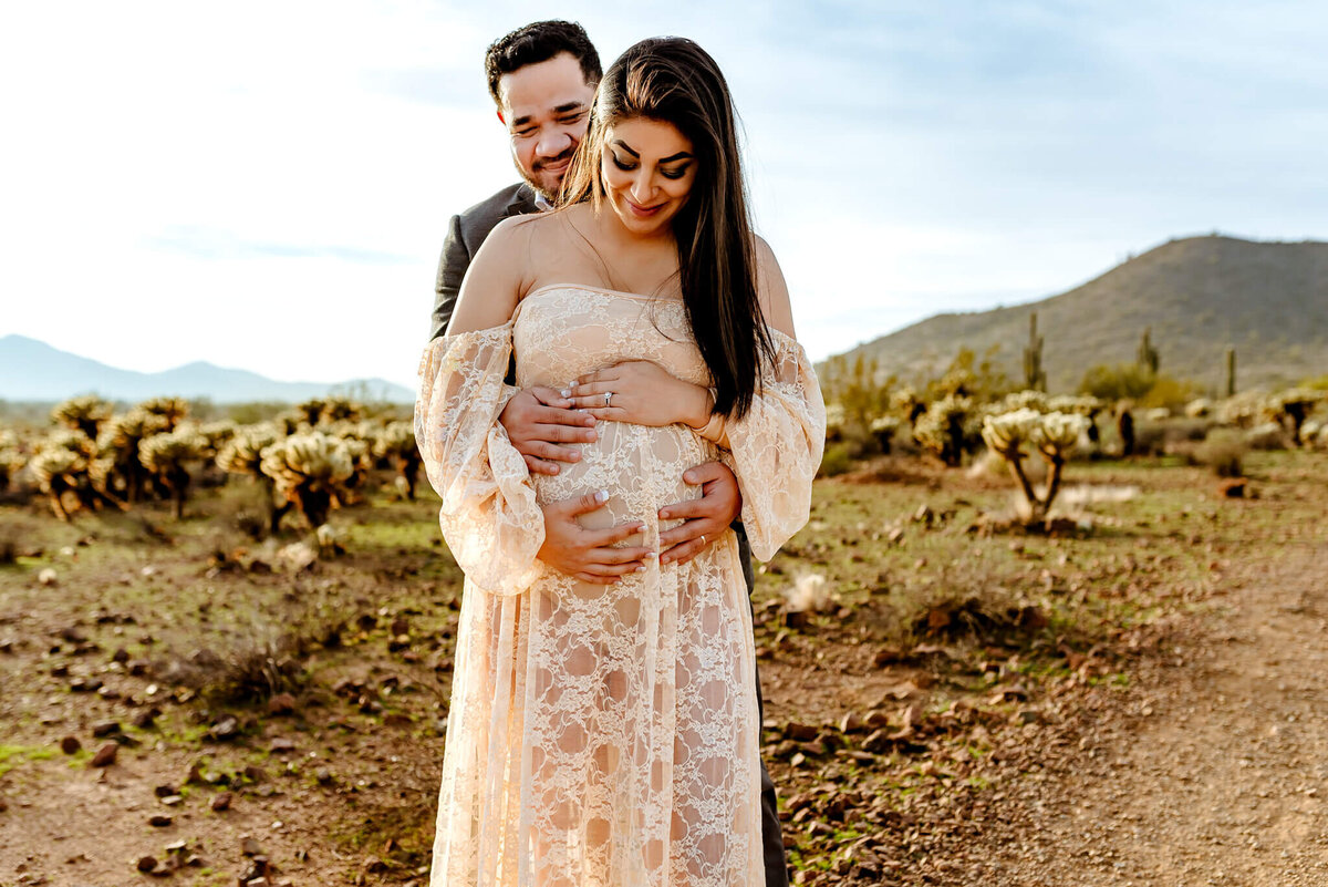 Arizona-Maternity-Photographer-123