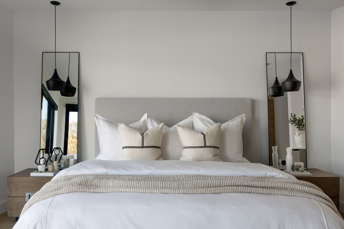 Luxury Master Bedroom Modern White Bedding