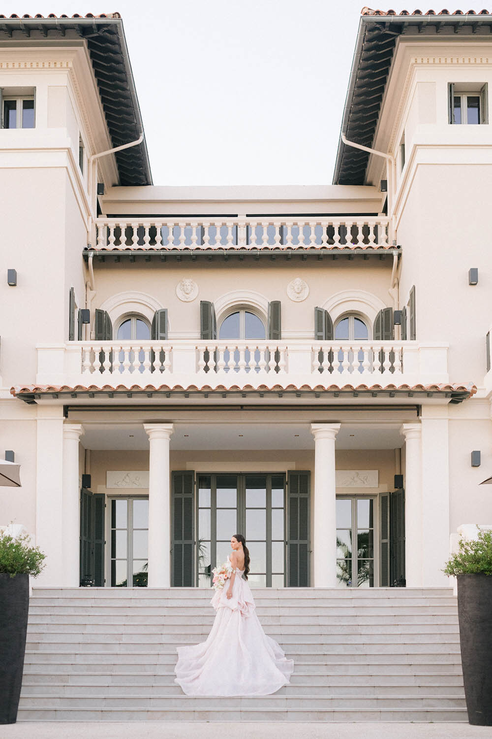 photographe-mariage-saint-tropez-wedding-dress-monique-lhuillier-domaine-louise