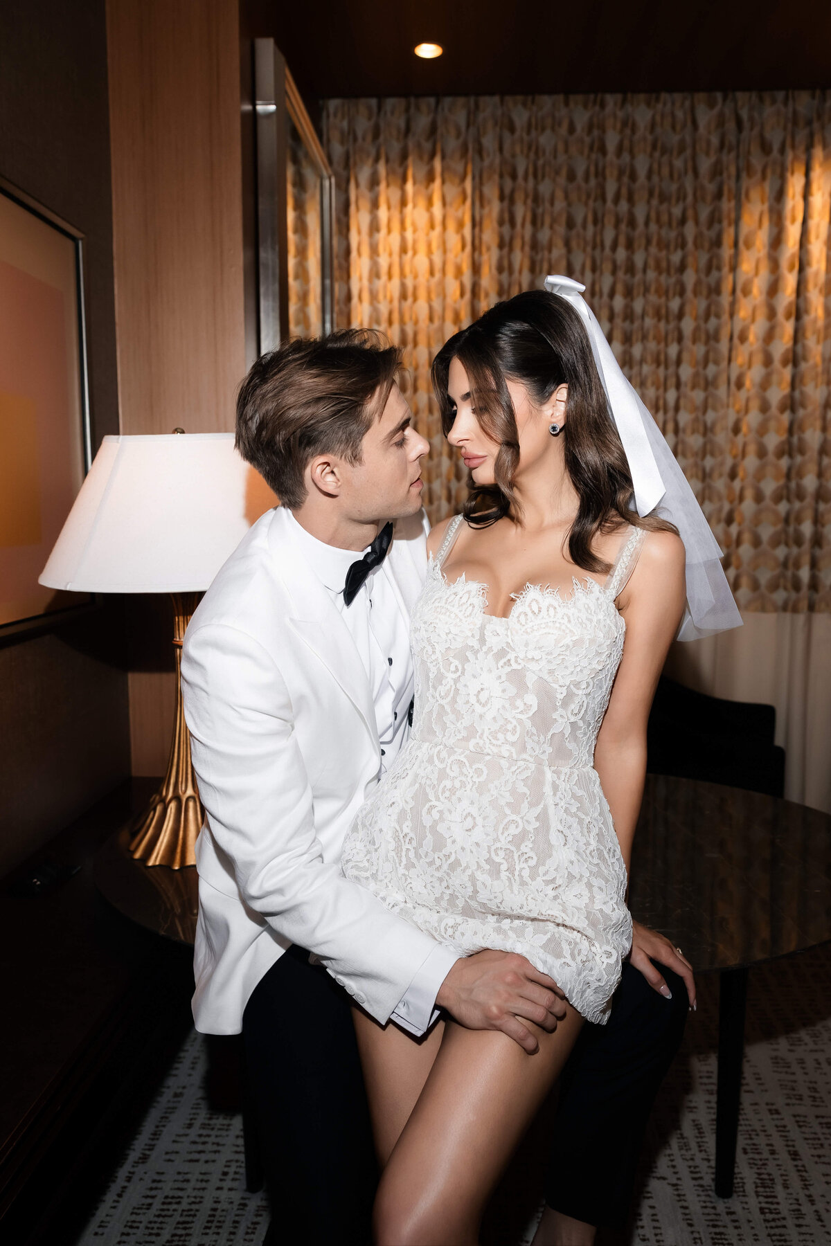 54_riskyexposure_las-vegas-elopement-photography