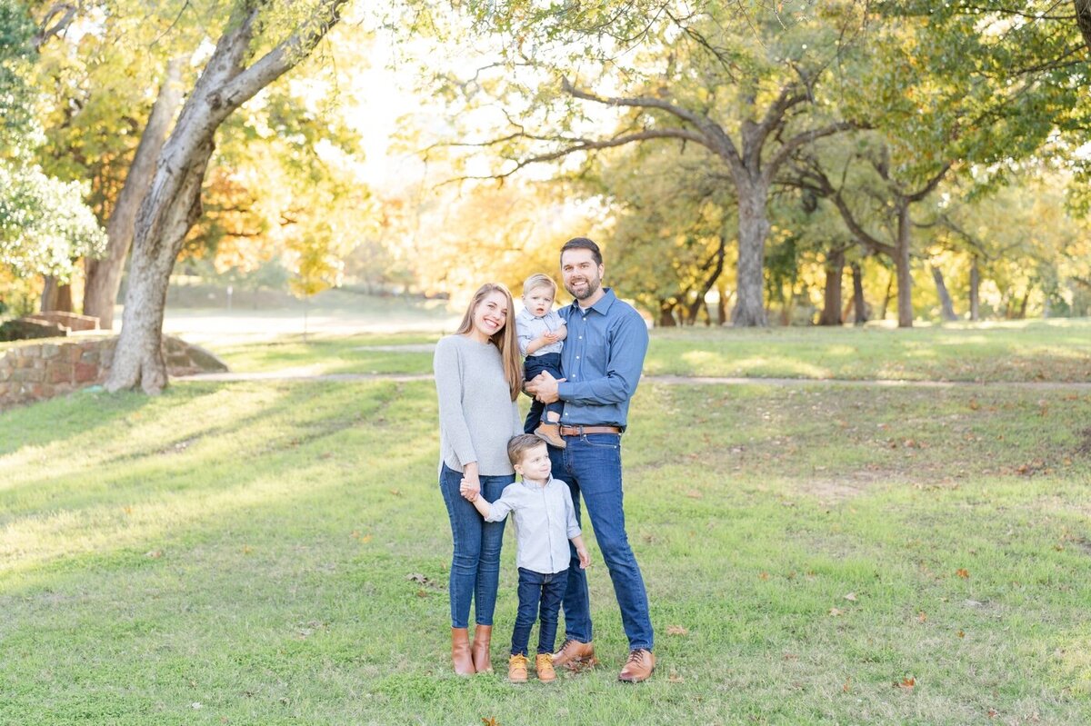 Dallas Family Session Photo Photoshoot Session One hour Family of 4 3