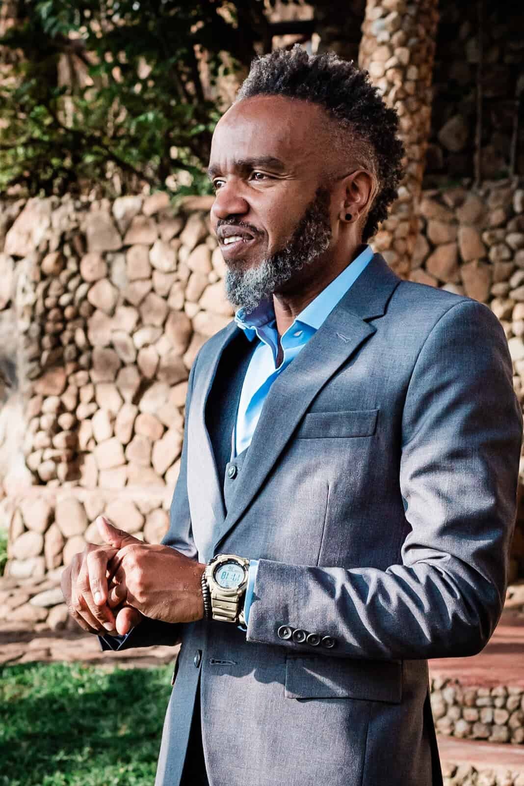 african-destination-elopement-expert-planner-photographer