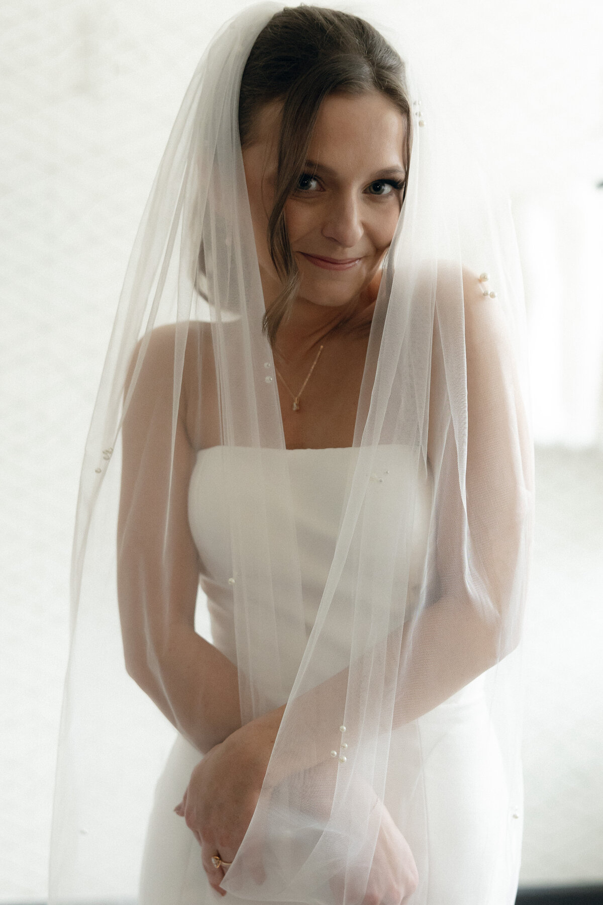 the-evergreen-portland-oregon-wedding-getting-ready-photos-59