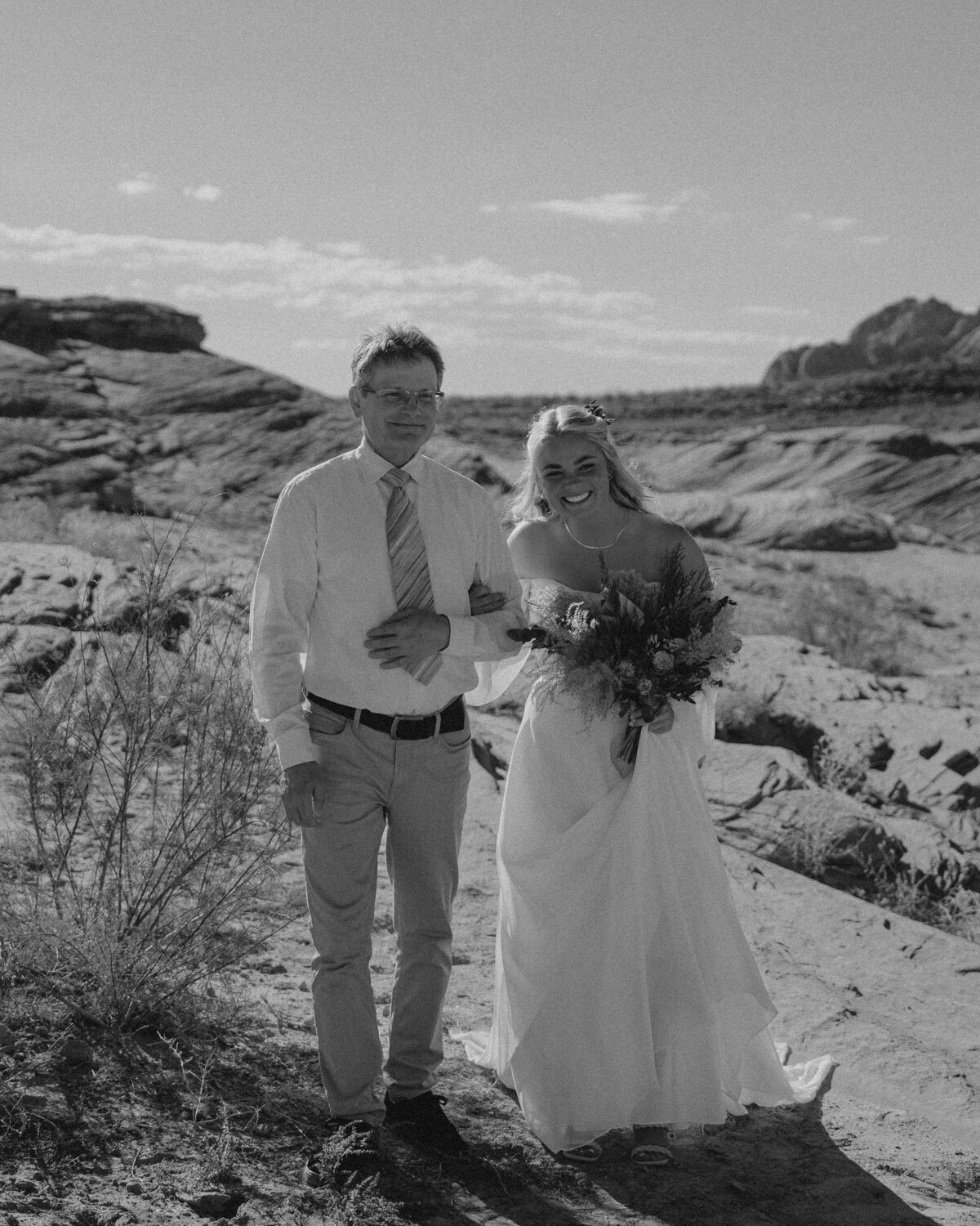 R + M _ Destination Wedding _ Lake Powell _ Utah-63